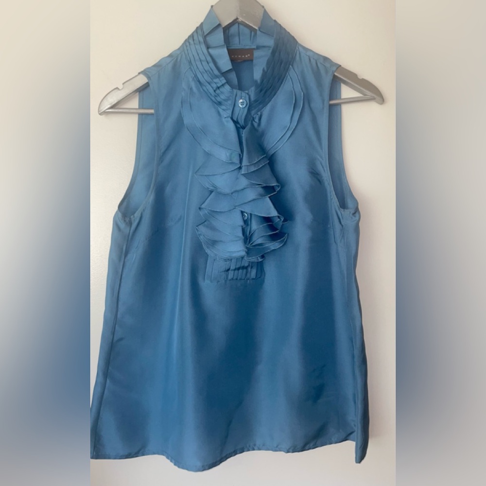 KENAR SLEEVELESS RUFFLE FRONT CLOSURE WITH FIVE BUTTONS WOMENS TOP